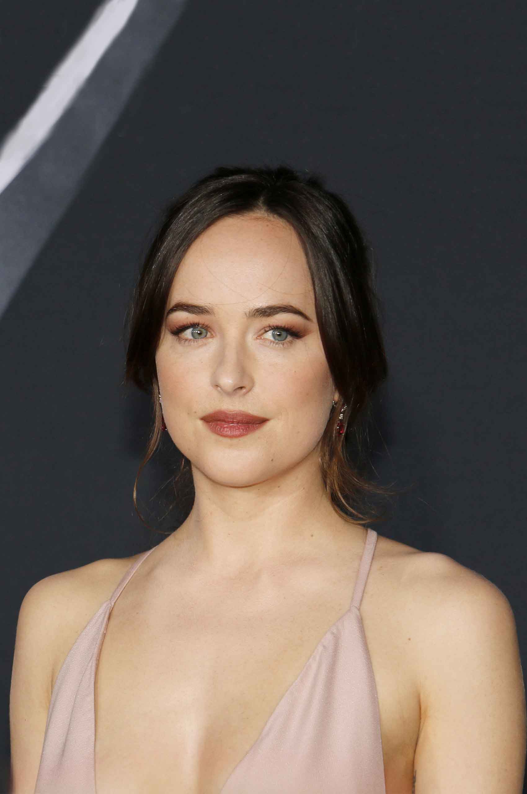 Dakota Johnson